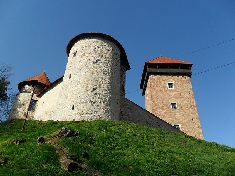Dubovac, Croatia - Discover Croatia + Bosnia in 6 days all seasons tour from Zagreb to Dubrovnik. Small group minivan tour by Monterrasol Travel.