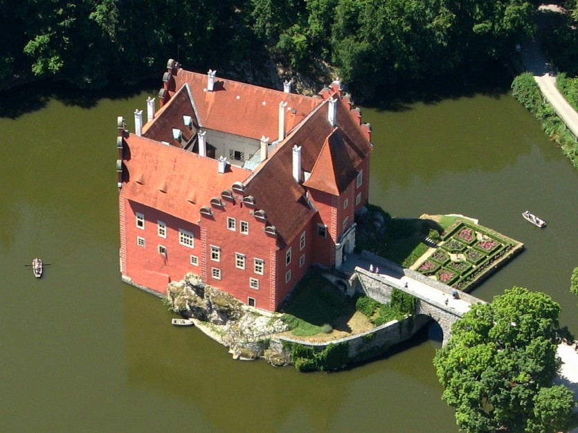 Červená Lhota (Cervena Lhota), Czechia - Czech castles and fortresses 22 days tour from Vienna. Small group minivan tour by Monterrasol Travel.