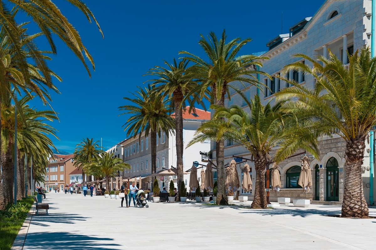 Tivat, Montenegro - Monterrasol small group tours to Tivat, Montenegro. Travel agency offers small group car tours to see Tivat in Montenegro. Order small group tour to Tivat with departure date on request.