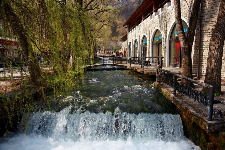 Travnik, Bosnia and Herzegovina - All seasons 3 days Bosnia mini tour from Makarska. Small group tour in minivan from Monterrasol Travel.