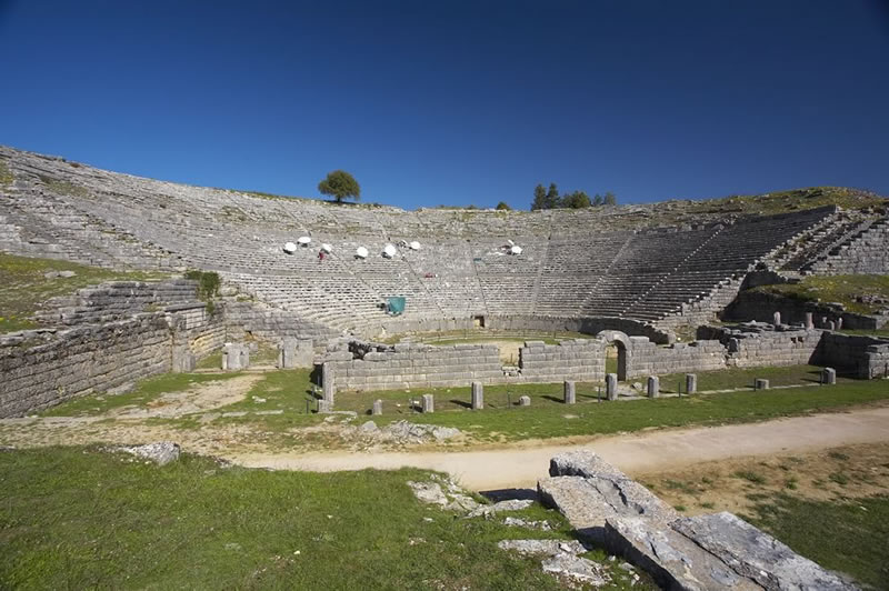 Dodoni, Greece - Monterrasol small group tours to Dodoni, Greece. Travel agency offers small group car tours to see Dodoni in Greece. Order small group tour to Dodoni with departure date on request.